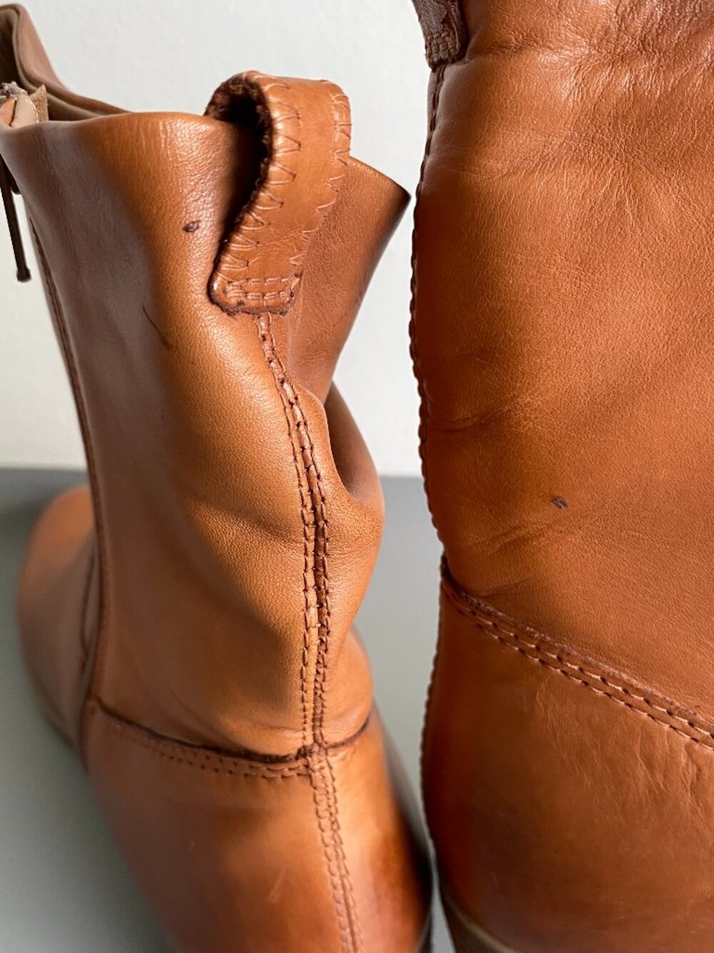 Oker Cognac Leather Slouch Ankle Boots Side zip  Comfort ECU Sz 9/Fits 8.5 - Picture 14 of 15
